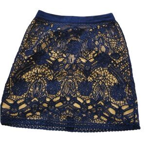 Club monaco eva lace skirt